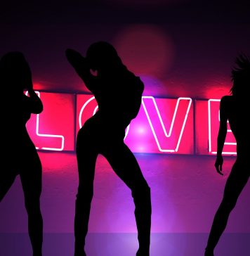 Музыка под секс: расскажем о возбуждающем эффекте песен