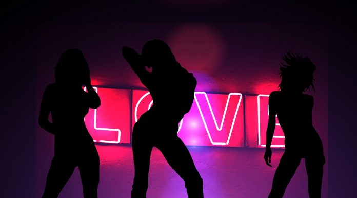 Музыка под секс: расскажем о возбуждающем эффекте песен