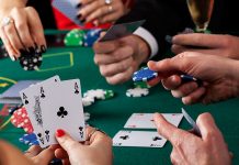 Что представляет собой игра в покер?