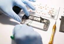 Как выбрать сервис для ремонта техники Apple?