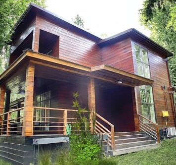 Какие удобства и услуги доступны на базе отдыха Босиком?