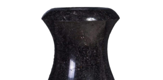 Выбор ваз на кладбище