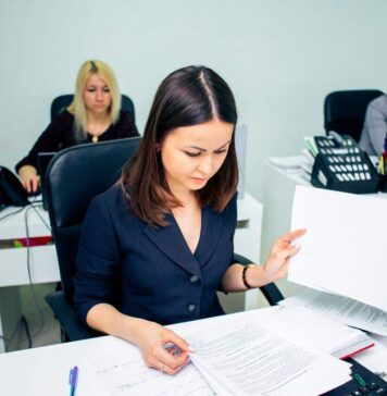 В каком случае юридическое лицо признается банкротом?