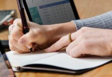 Что включает в себя управление закупочной деятельностью?