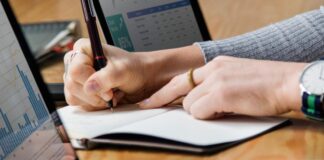 Что включает в себя управление закупочной деятельностью?