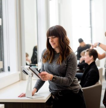 Программа для салона красоты в 2023 году