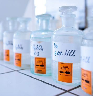 Для чего используются химические реактивы?