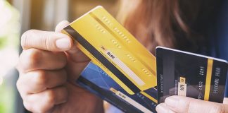 Почему банки дают кредитные карты?